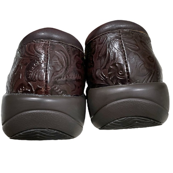 ALEGRIA Joleen Women's 7-7.5 / 37 Espresso Embossed Leather Clogs Occupational - Picture 10 of 13